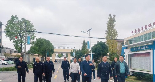 岳陽市江南通信職業(yè)技術(shù)學校有限公司,岳陽江南學校,岳陽江南通信學校,岳陽職業(yè)學校 岳陽市江南通信職業(yè)技術(shù)學校有限公司,岳陽江南學校,岳陽江南通信學校,岳陽職業(yè)學校